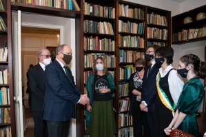 St Patrick's Day 2021 - HSH Prince Albert II with pupils from L'Académie de Musique Rainier III. Photo copyright G. Luci Palais Princier. 